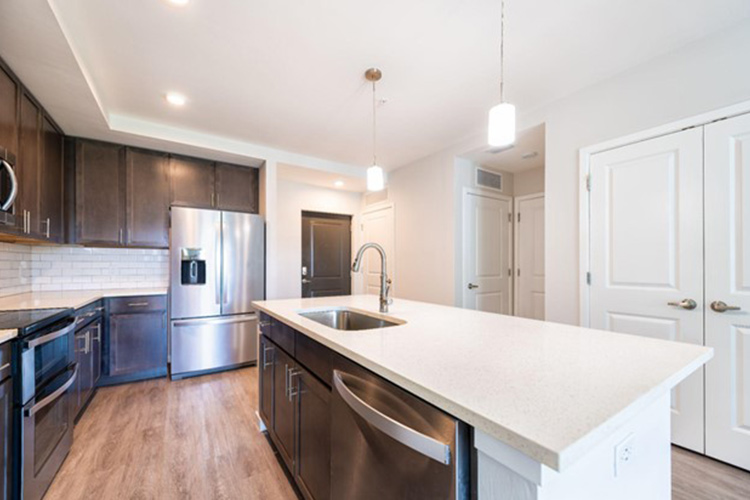 Here’s How to Tell If a Kitchen Island Sink Is the Right Fit for Your Space