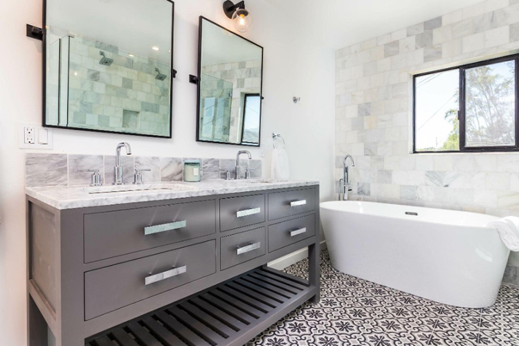 Our Guide to Choosing the Right Colors for Your Bathroom Remodel