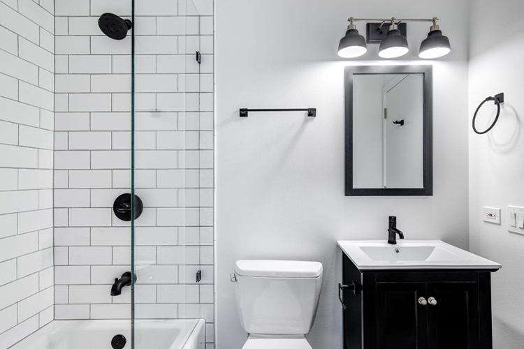 Design Tips for Making a Small Bathroom Appear Bigger